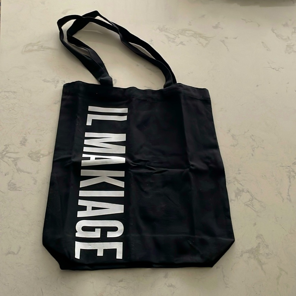 IL MAKIAGE Reusable Fabric Bag